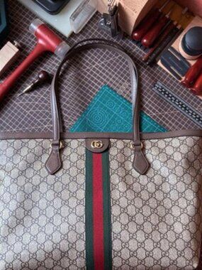 Gucci Medium Ophidia Shopping Bag Tote